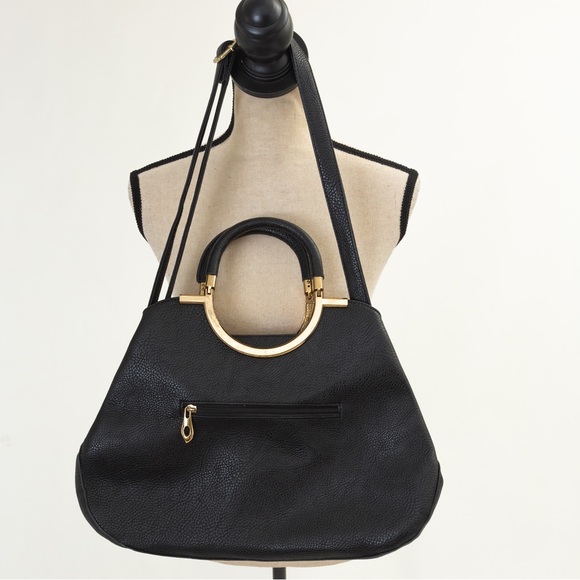 Statement bag black with rosette floral accent - Picture 7 of 16